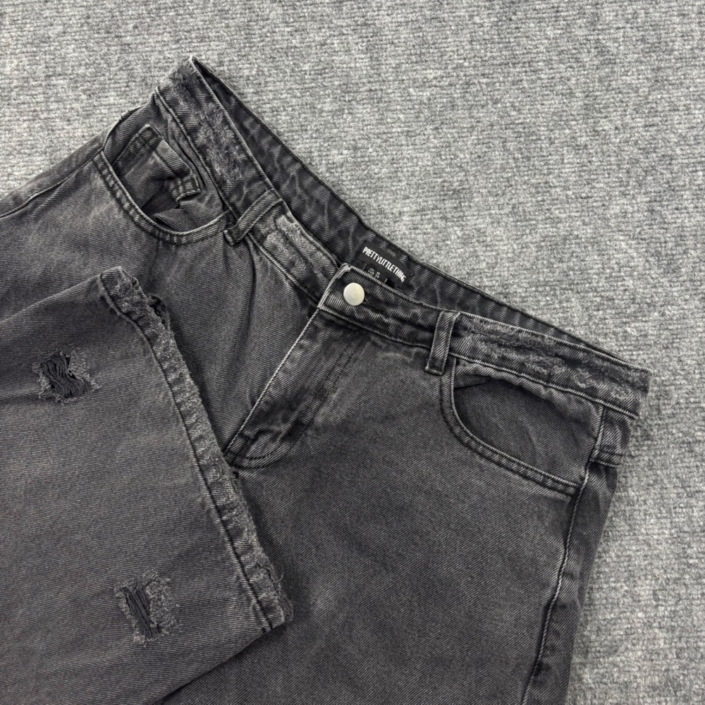 PrettyLittleThing Jeans Size 6 Gray Distressed Wide‎ Leg Seam Detail Womens